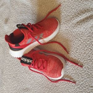 New. Never Worn. Adidas Kaptir 2.0 Big Kid Running shoes. Size 2.5. Color: Red.